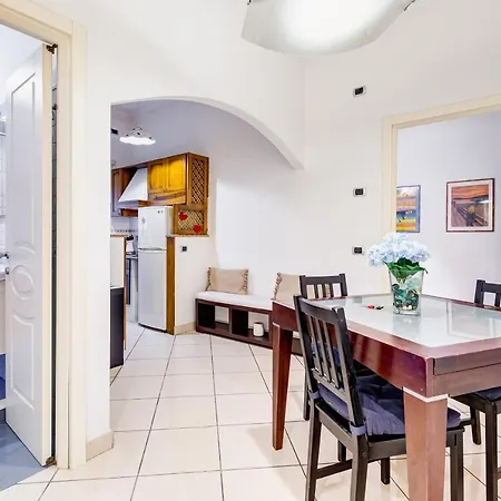 St Peter's Apartment
